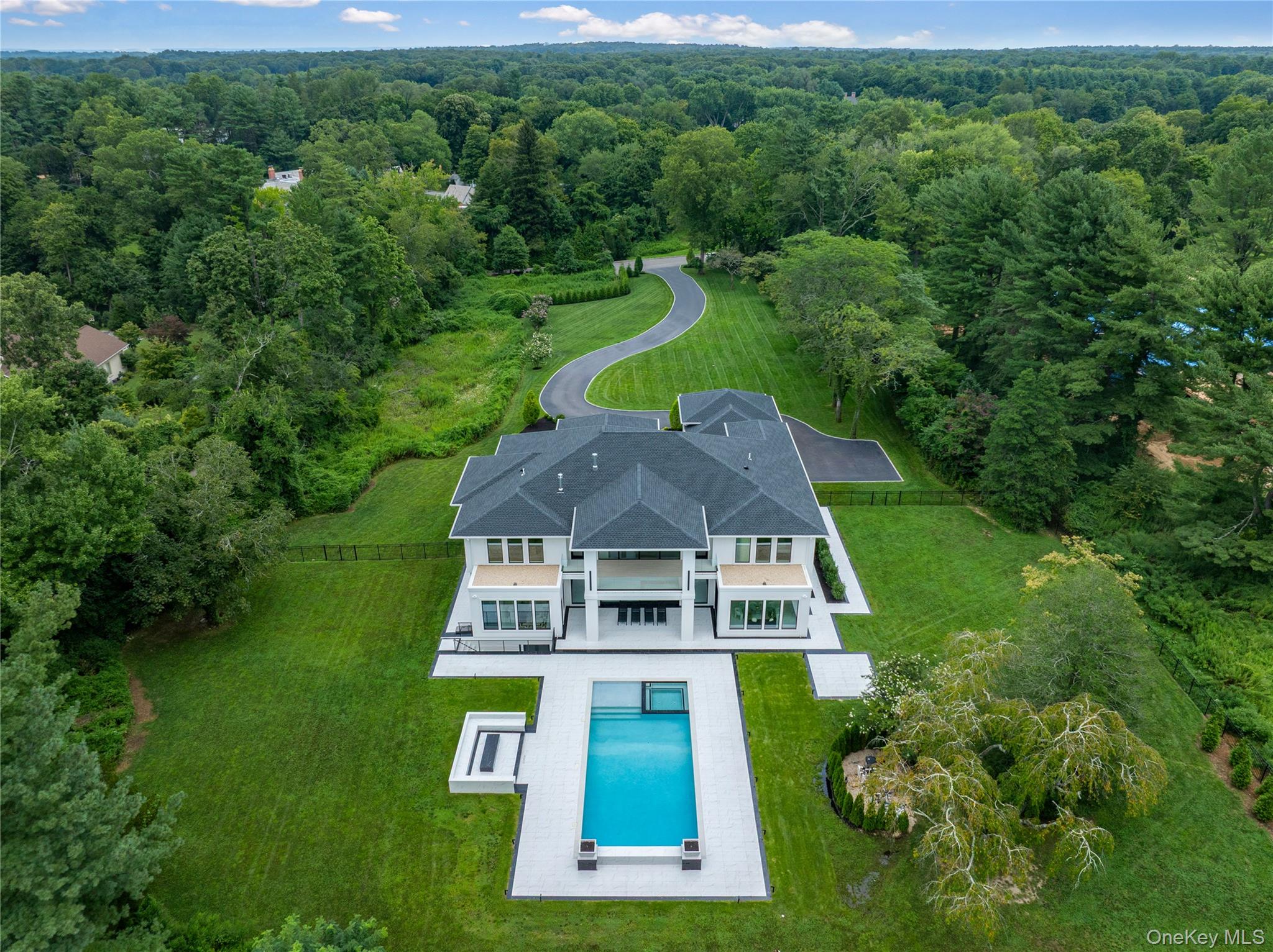 160 Hegemans Lane — photo 3