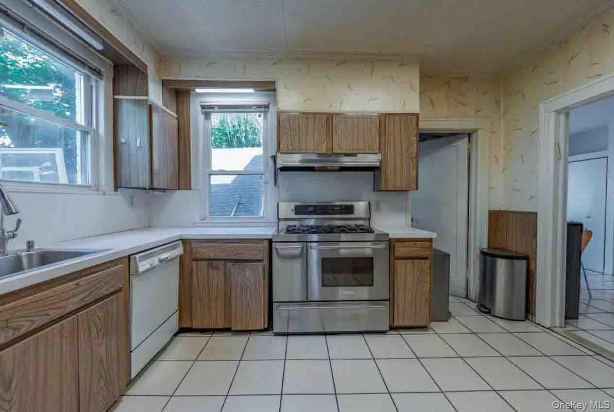 112 Harrison Street — photo 13
