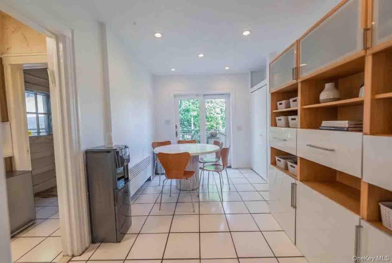 112 Harrison Street — photo 15
