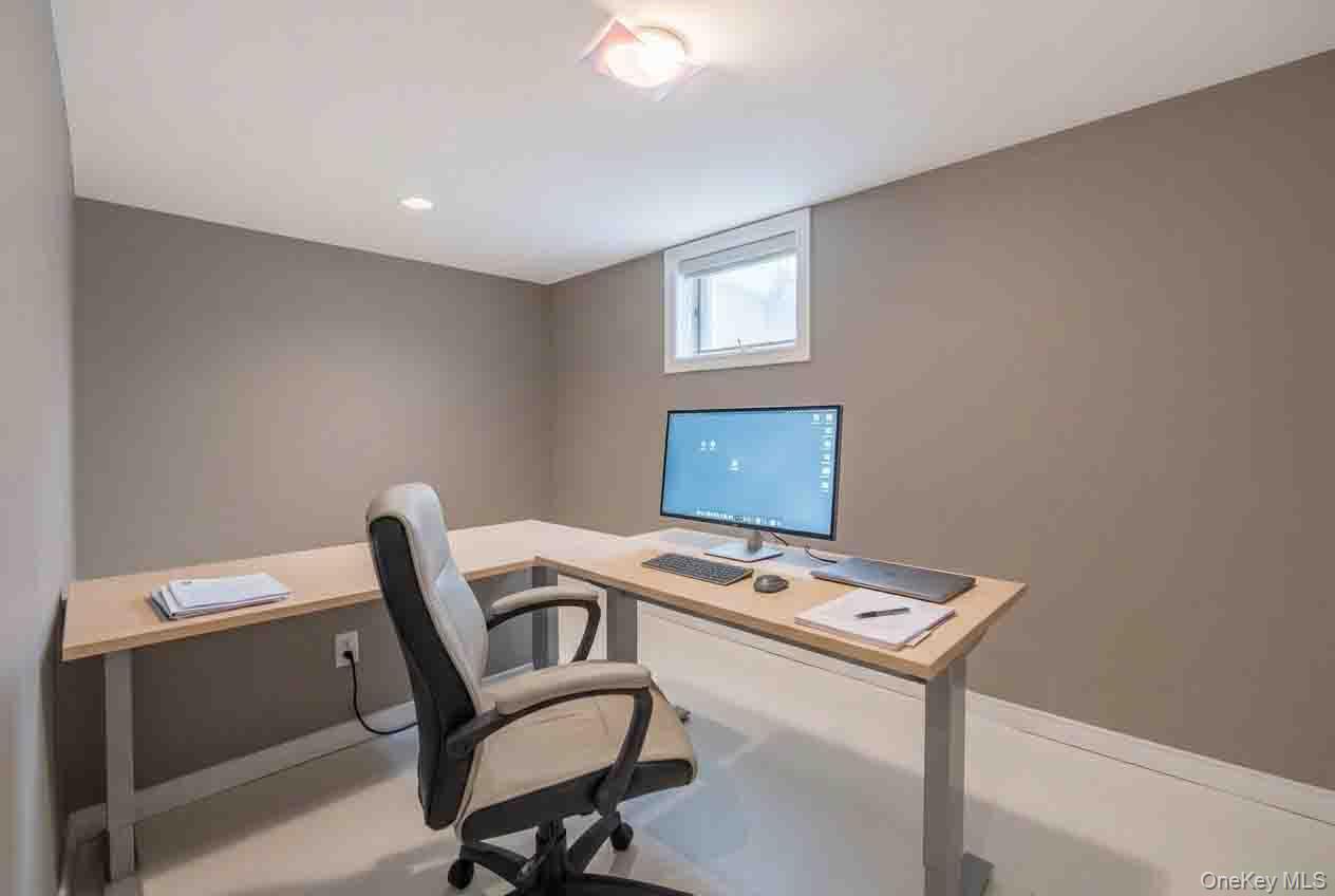 112 Harrison Street — photo 19