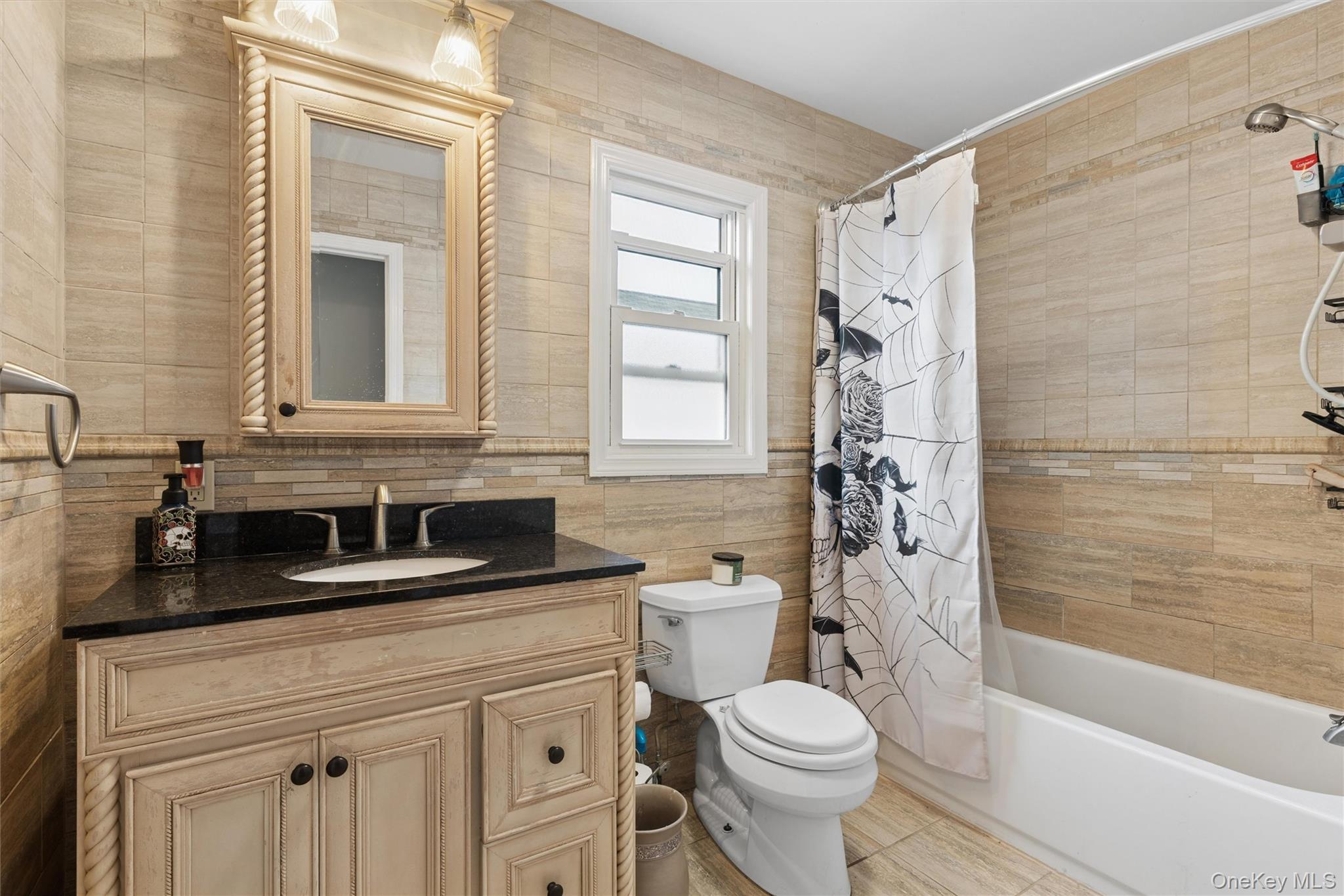 122 Commonwealth Avenue — photo 16