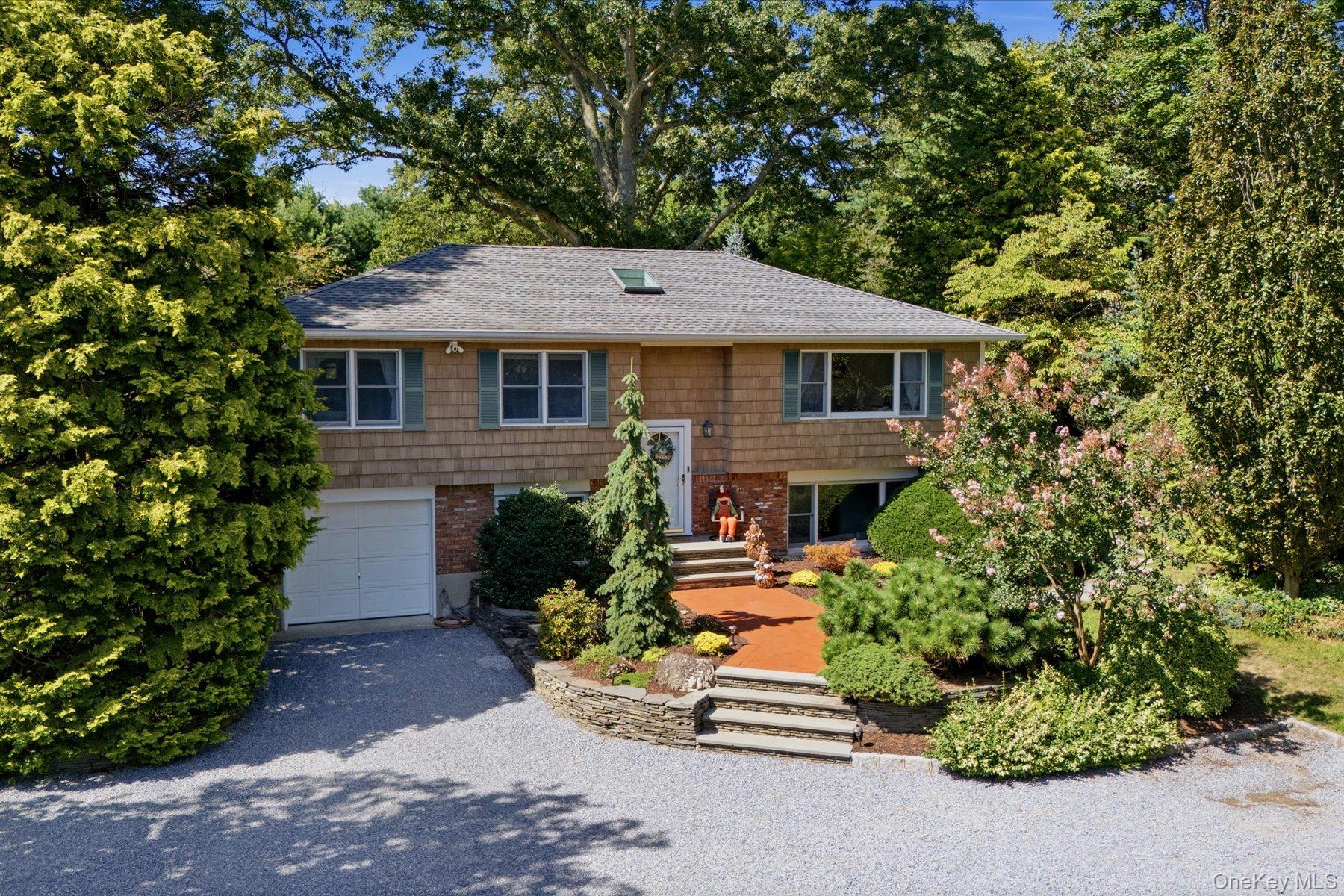 772 Pulaski Road, Greenlawn