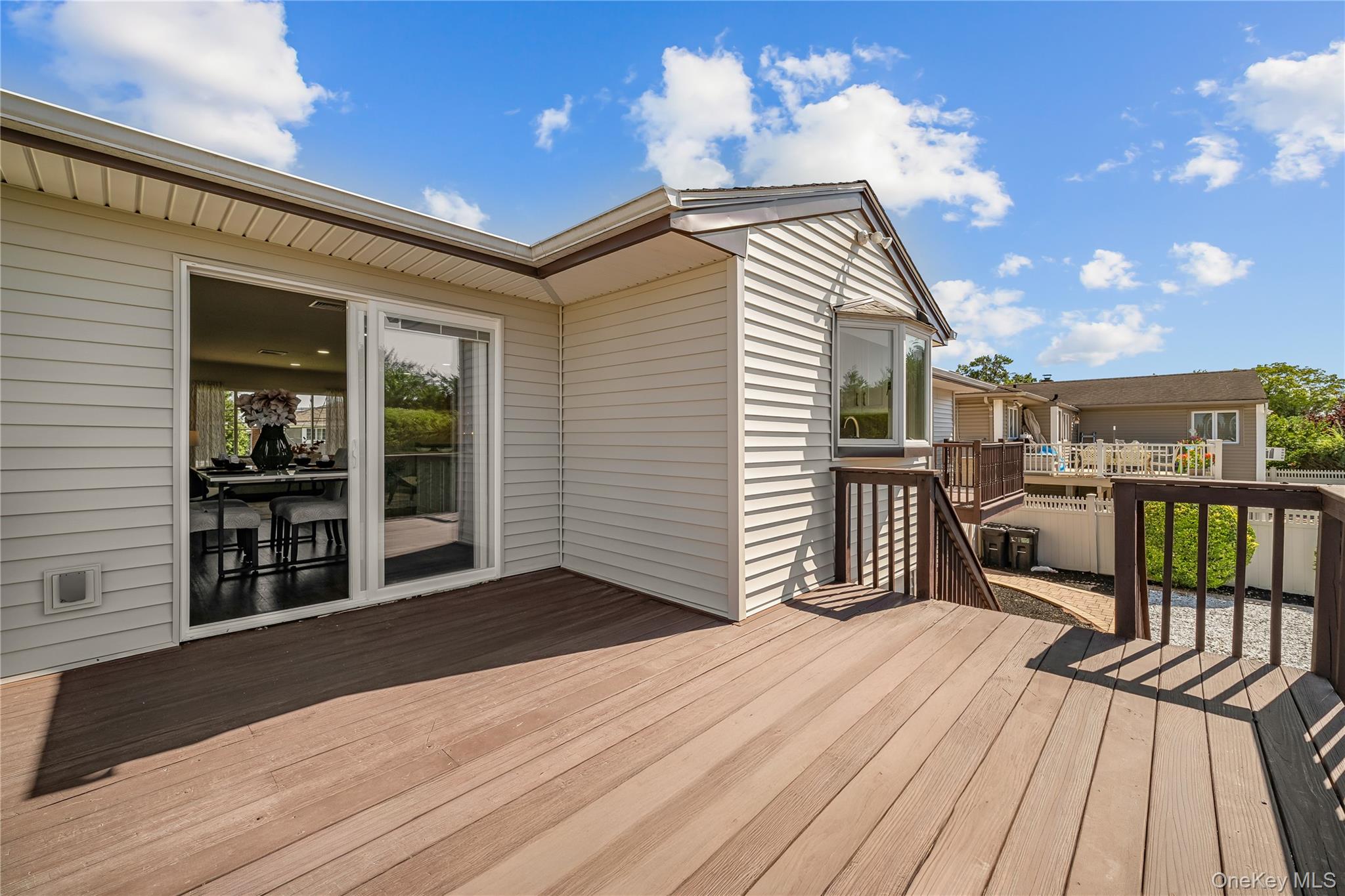 3260 Shore Road — photo 37