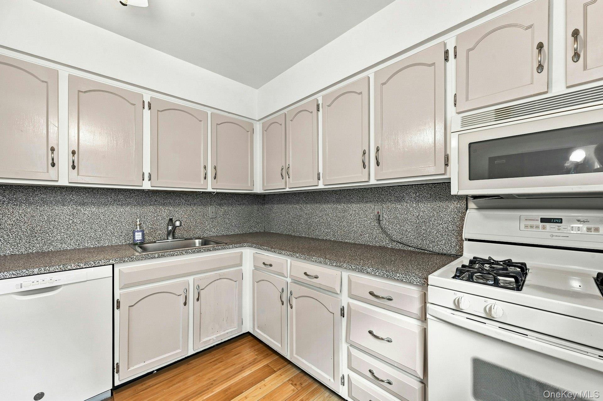 4 Anchorage Lane #5B — photo 16