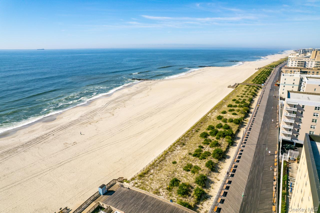 450 Shore #6L — photo 22
