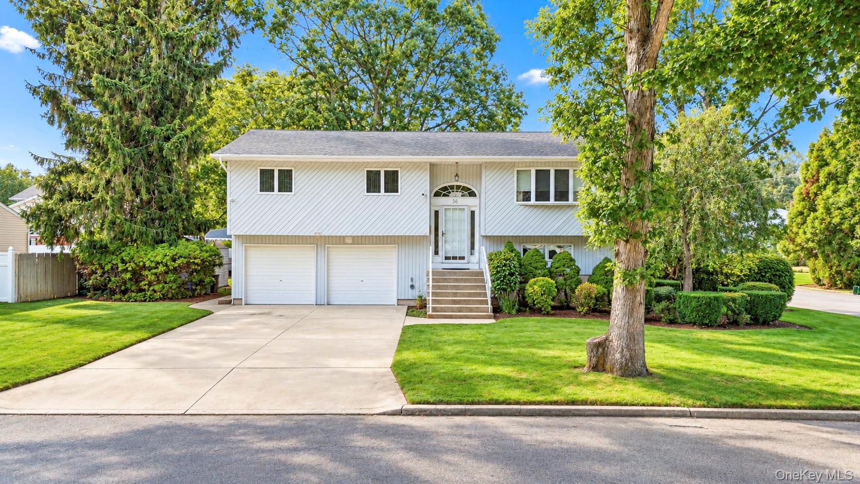 36 Deer Park Boulevard — photo 3