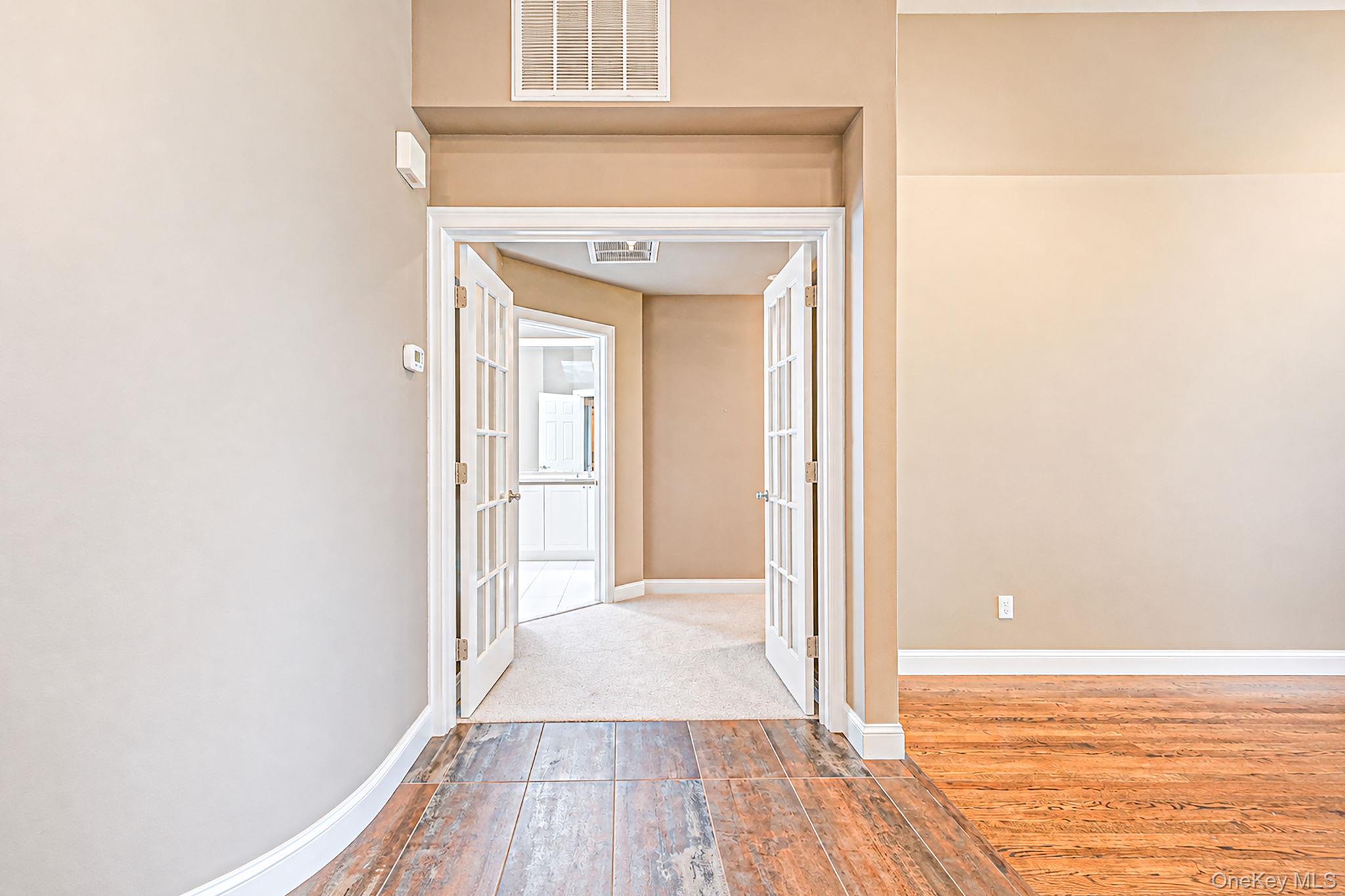 6 Hamlet Drive — photo 12