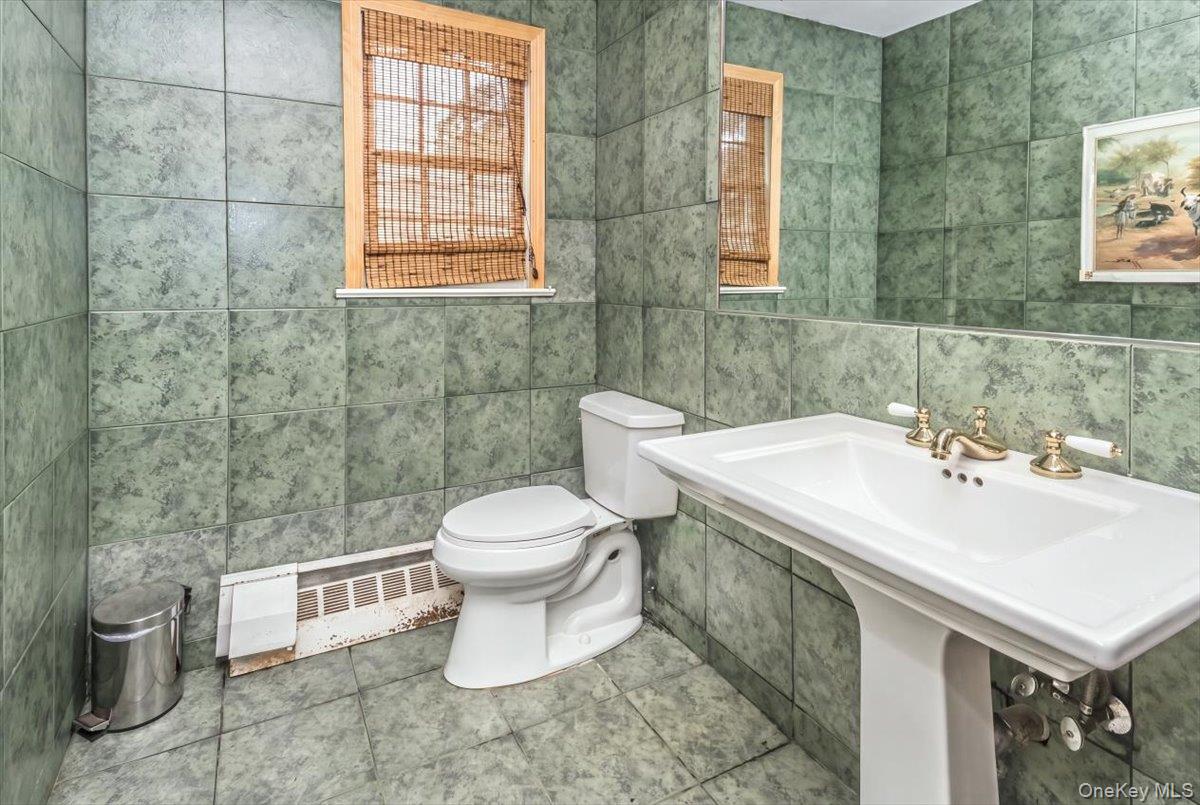 1 Greentree Circle — photo 15