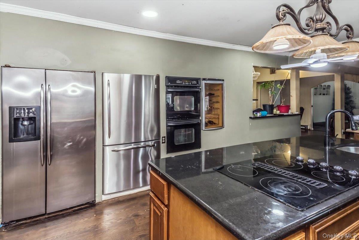 1 Greentree Circle — photo 8