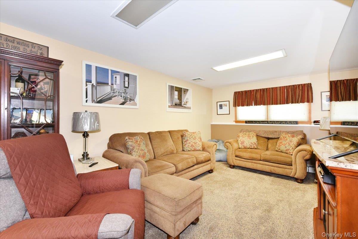 283 Gates Avenue — photo 17