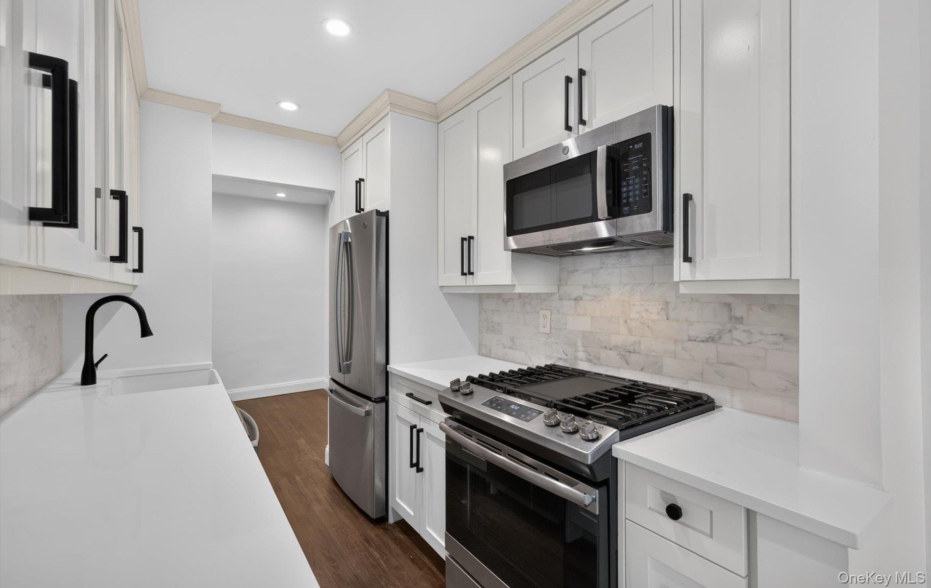 4 Birchwood Court #4G — photo 25