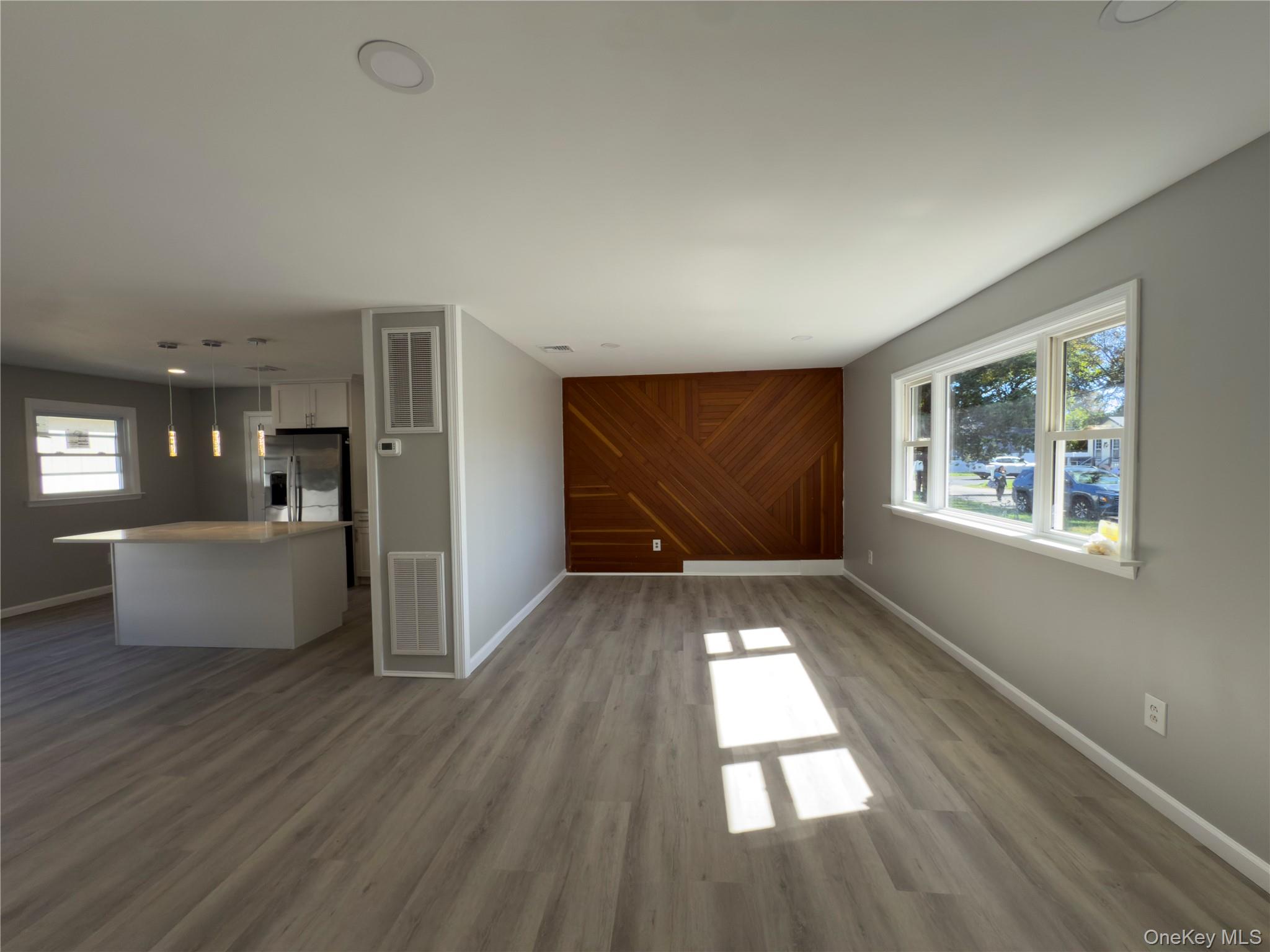 21 Astoria Road — photo 5
