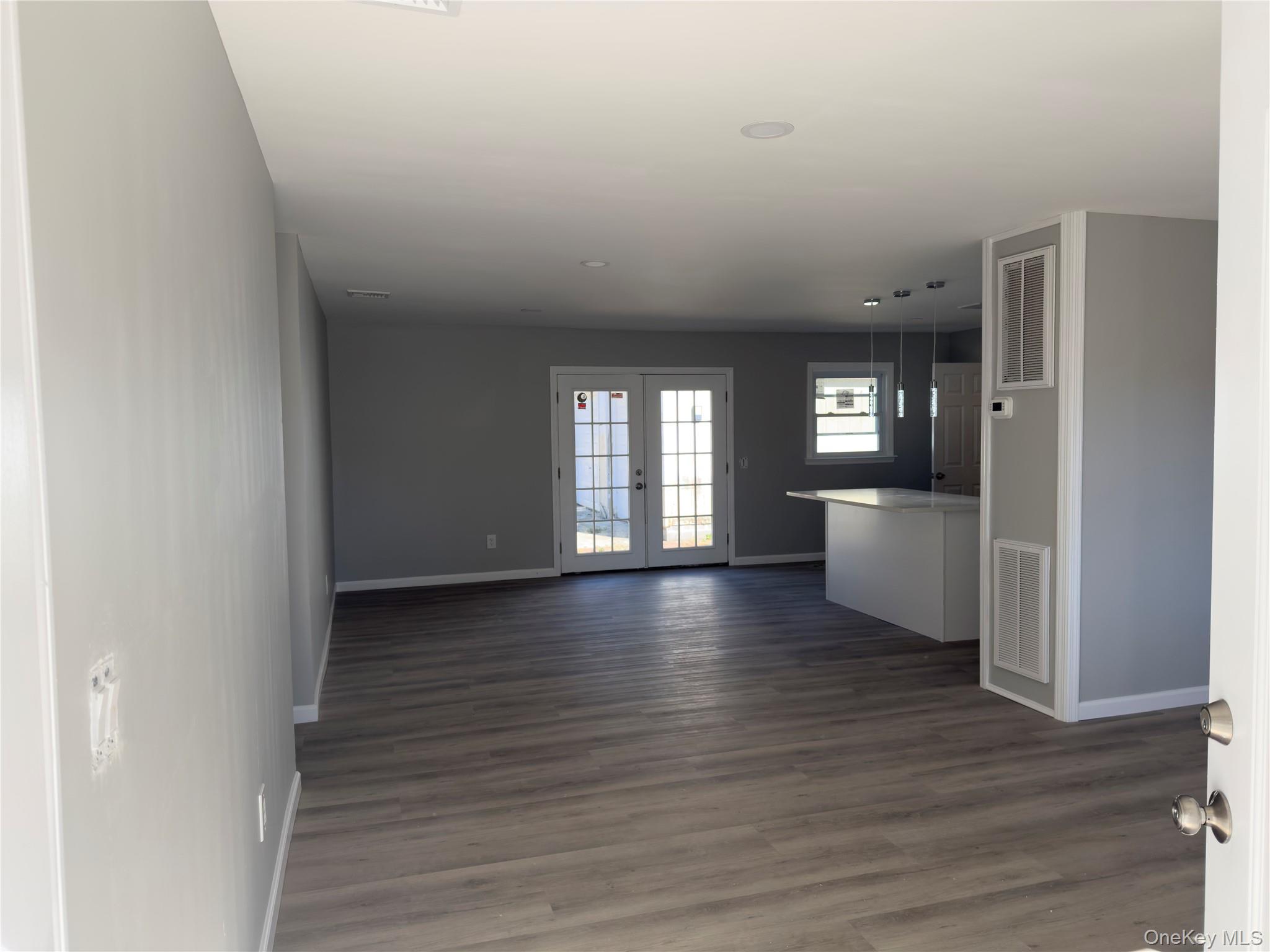 21 Astoria Road — photo 8