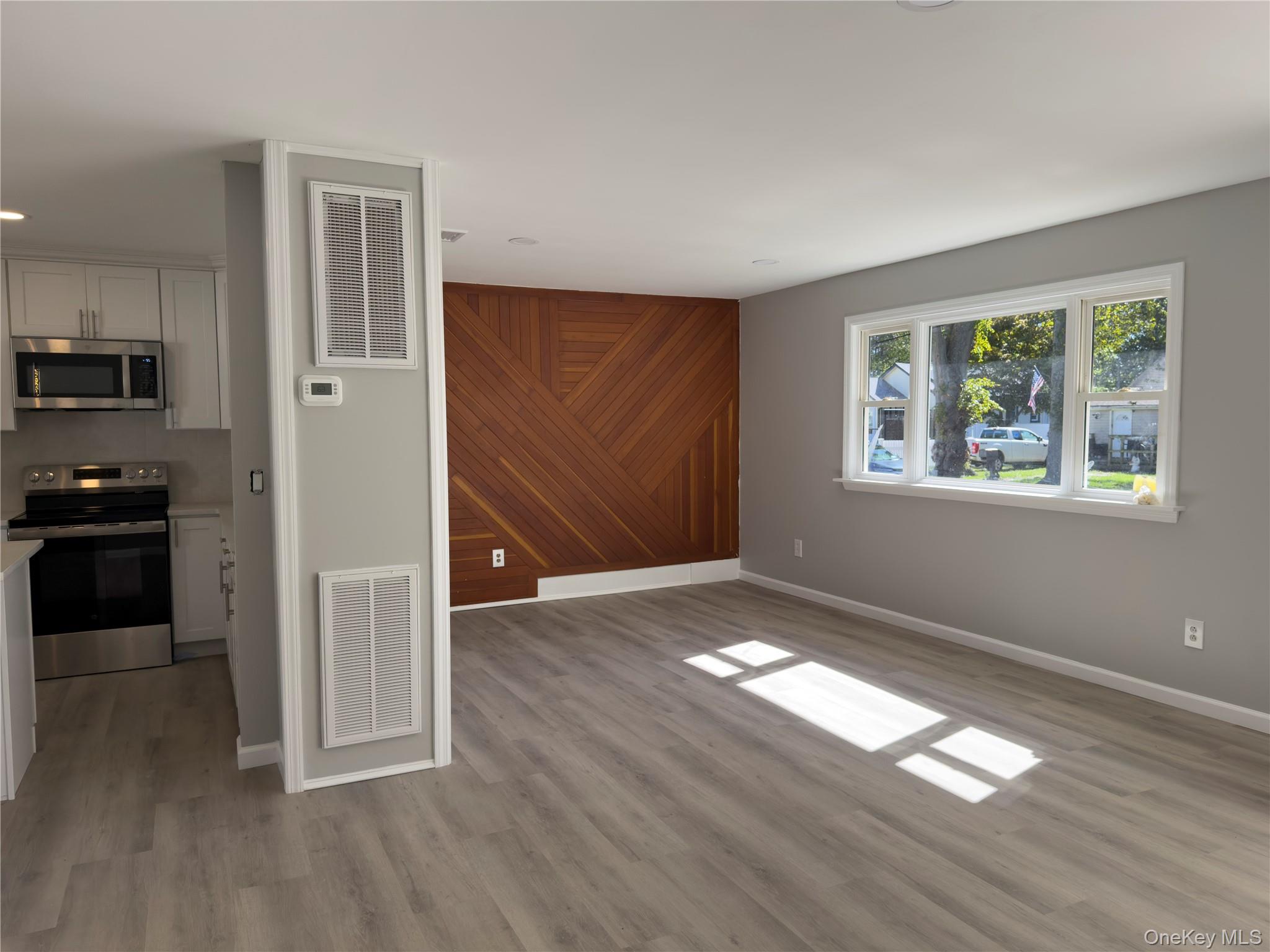 21 Astoria Road — photo 9