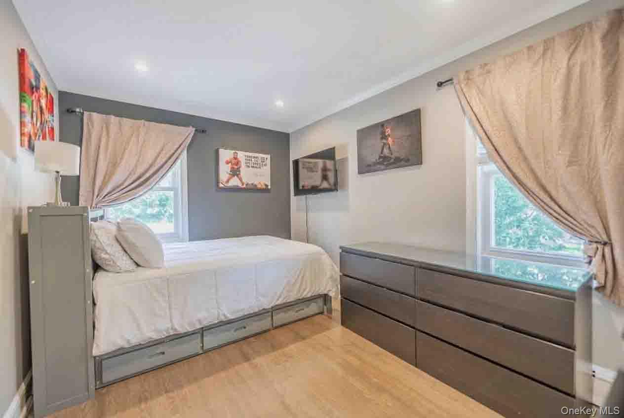 2 Ike Place — photo 14