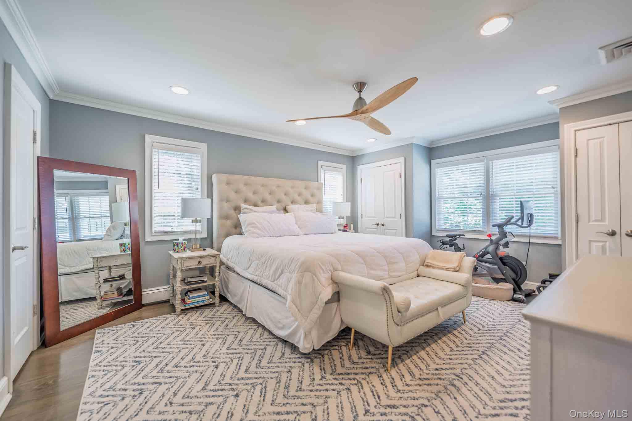 2 Ike Place — photo 17