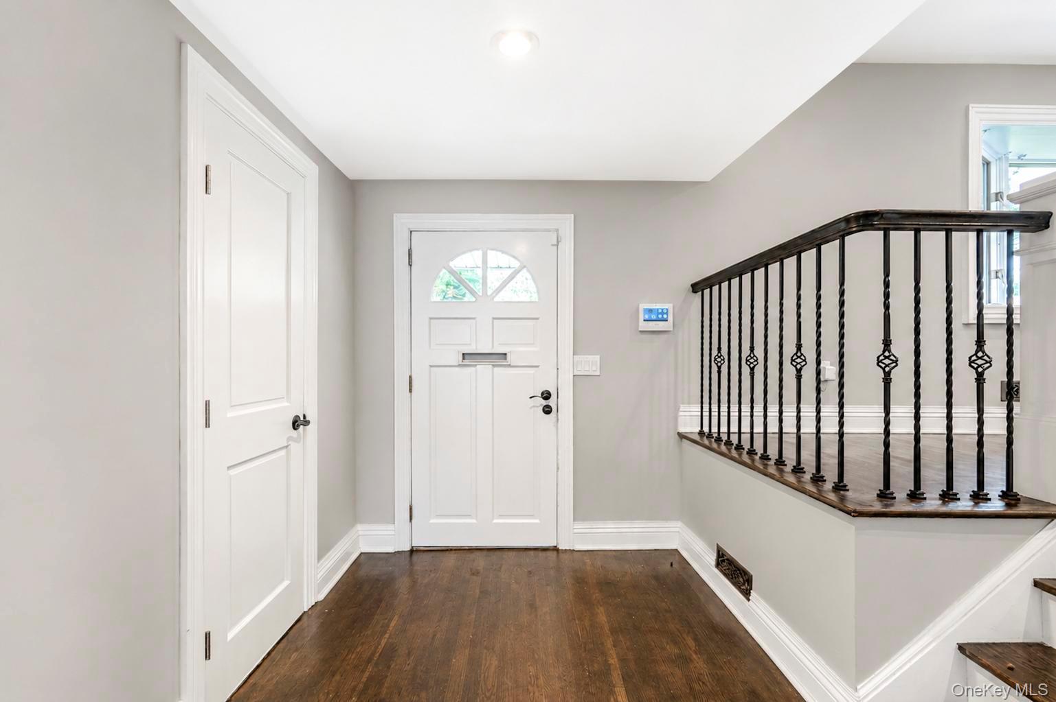 18 Catherwood Crescent — photo 4