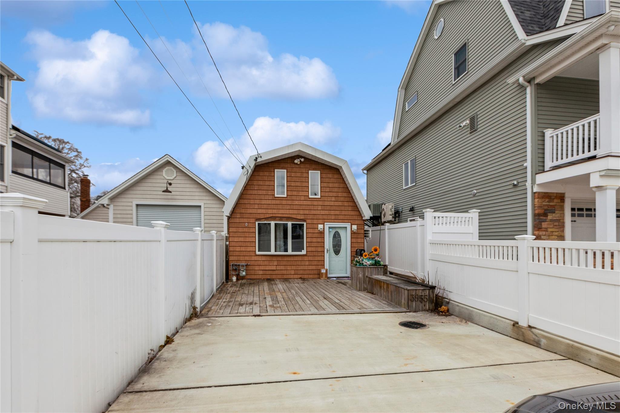 3955 South Street, Seaford