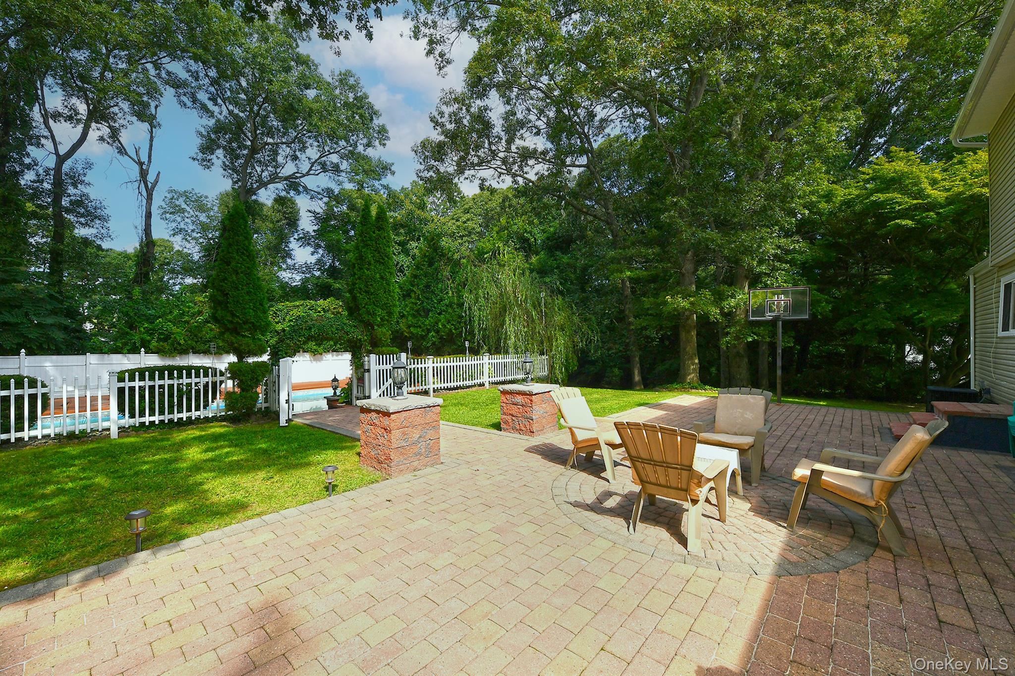 4 Village Hill Drive — photo 31