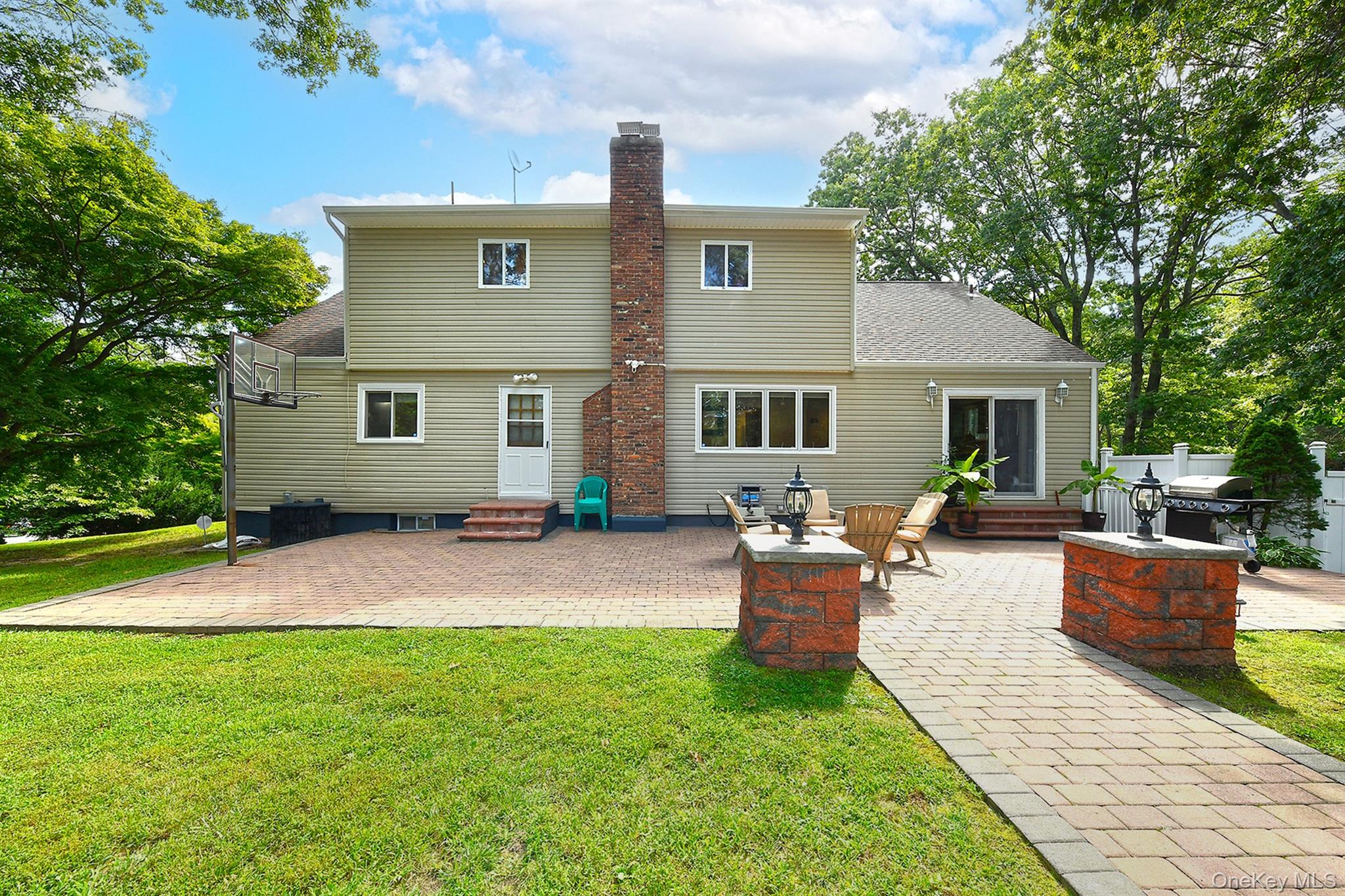 4 Village Hill Drive — photo 37