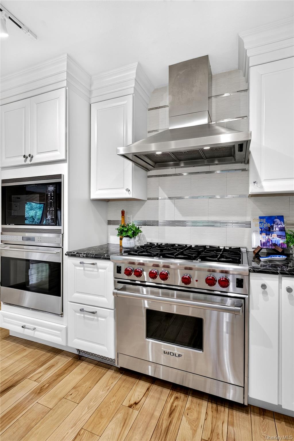 4 Parkwood Drive — photo 4