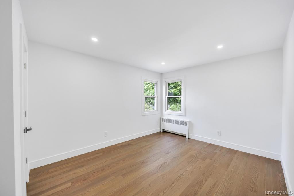 2331 Neptune Avenue — photo 28