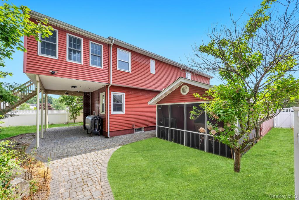 2331 Neptune Avenue — photo 43