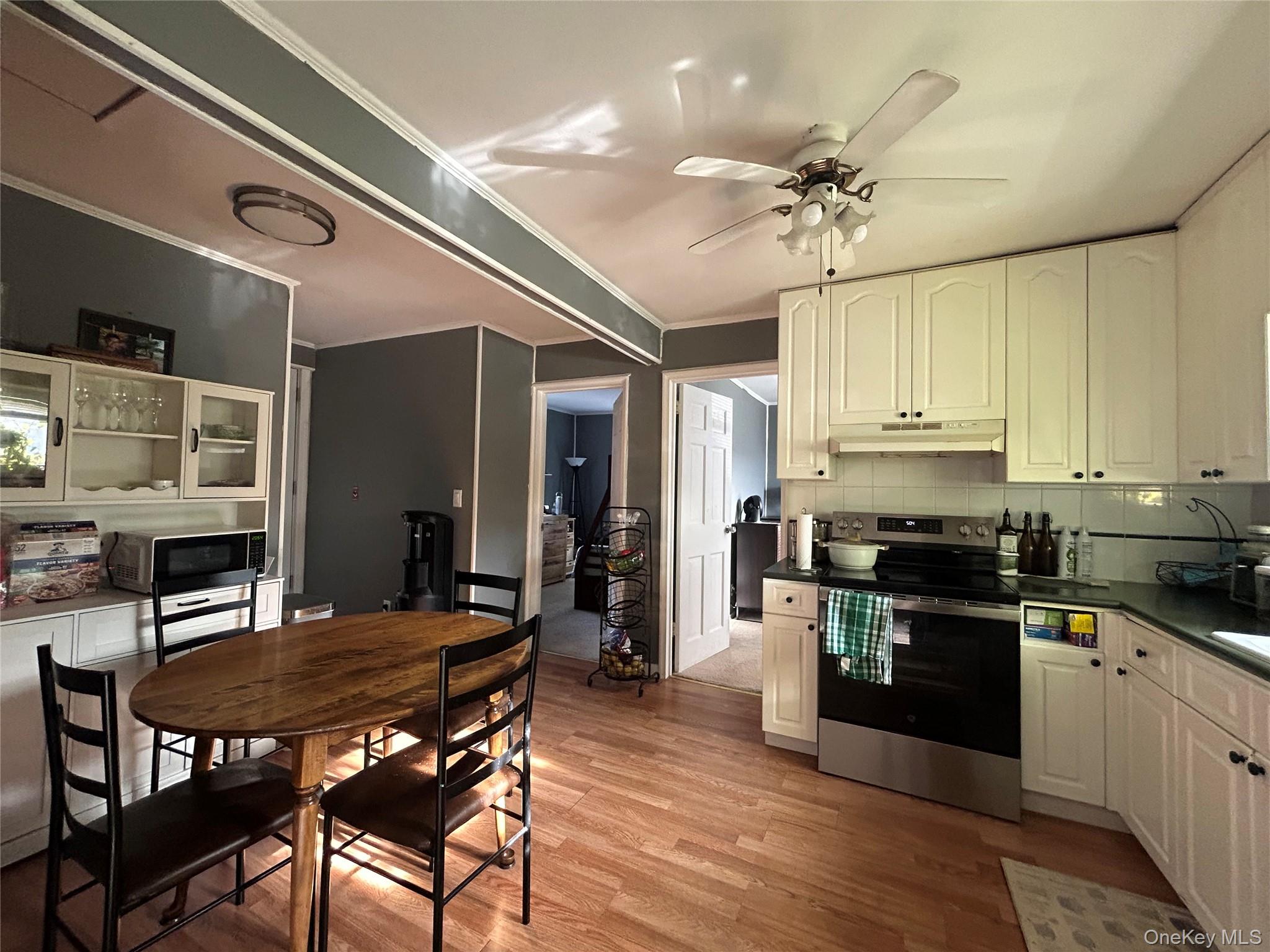 302 McCall Avenue — photo 3