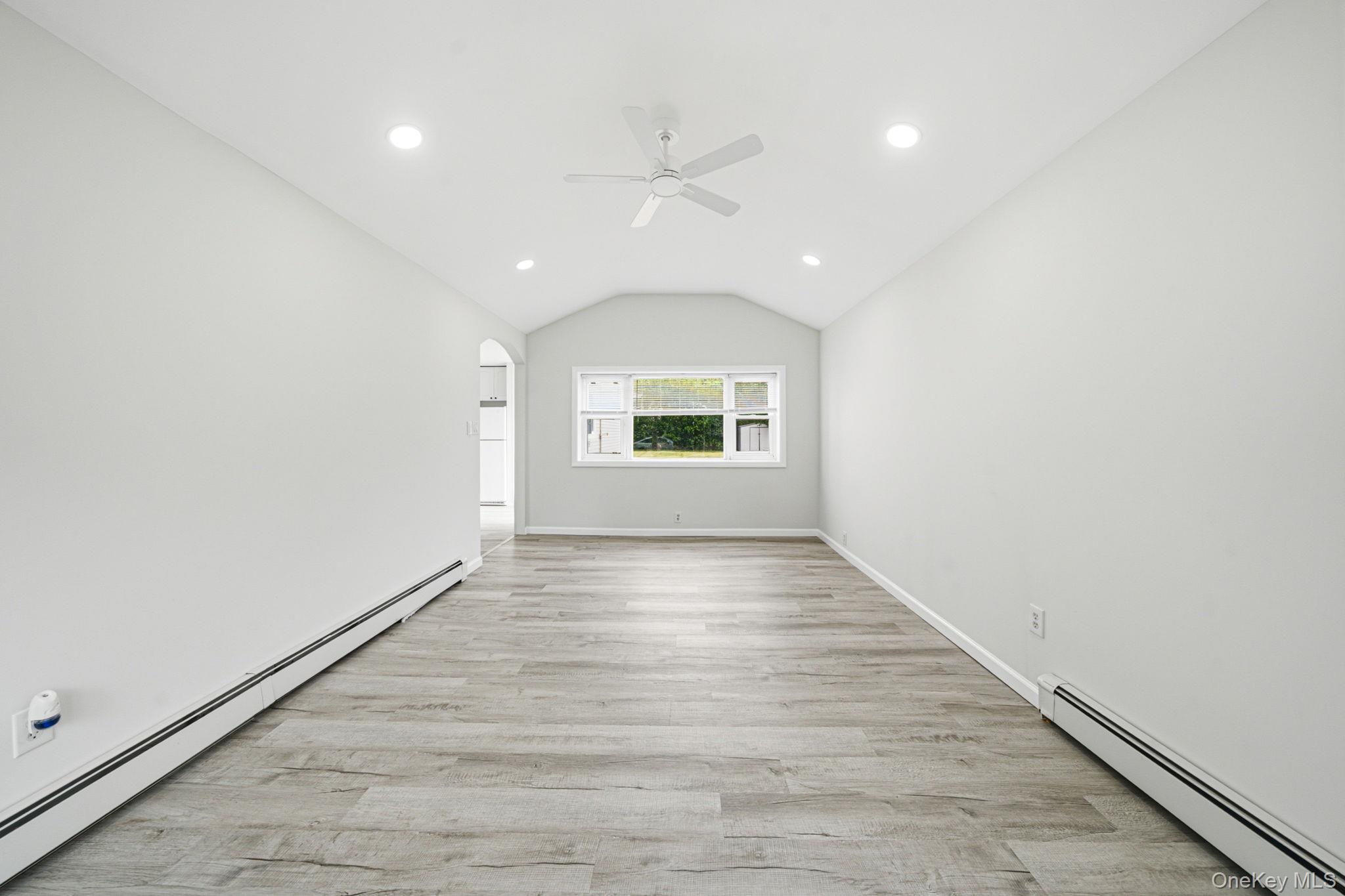 9 Carson Lane — photo 2