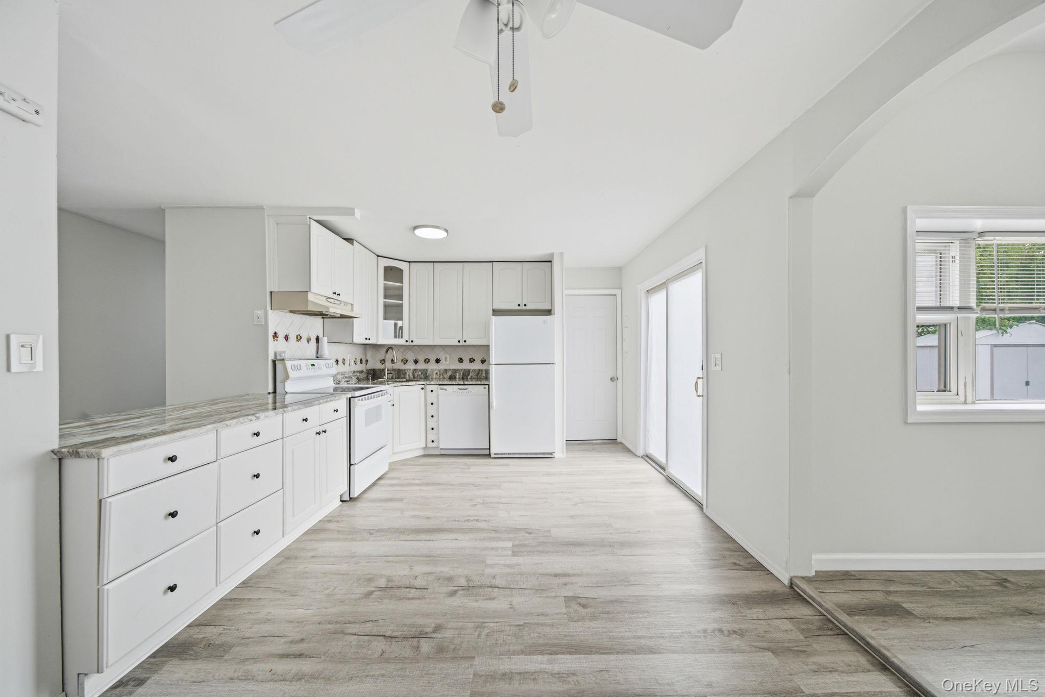 9 Carson Lane — photo 4