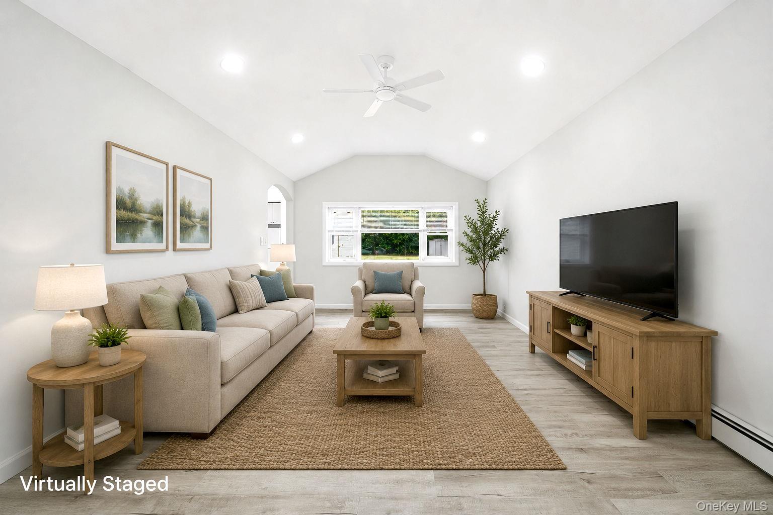 9 Carson Lane, Medford