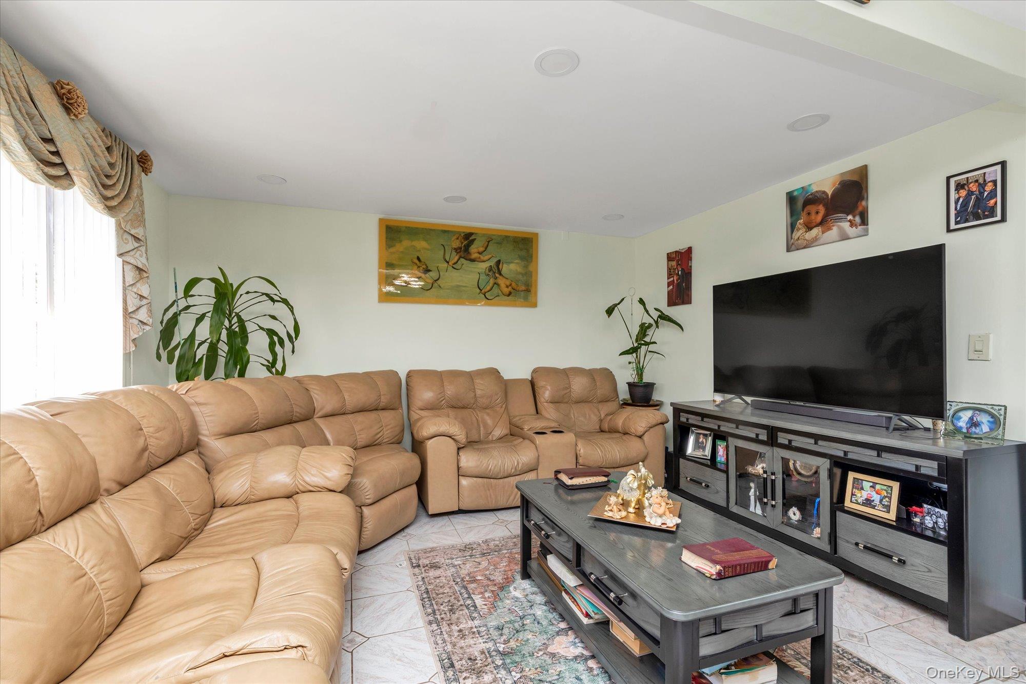 15 Hudson Avenue — photo 3