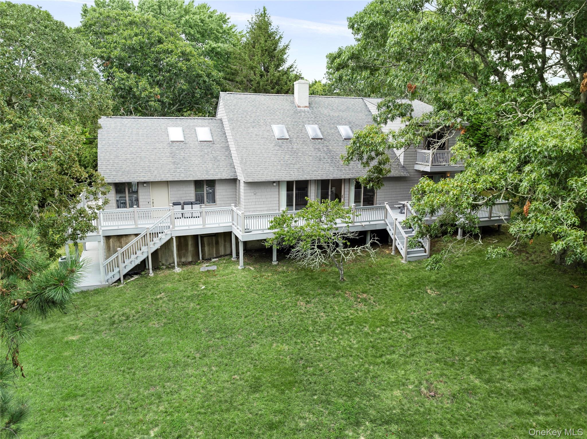 422 Montauk Highway — photo 2
