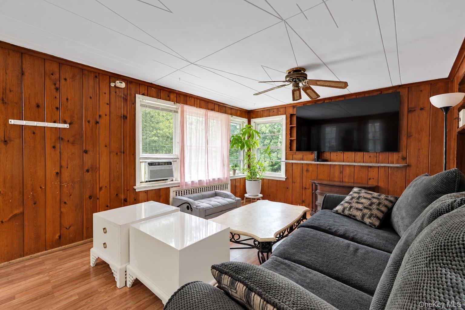 45 Peconic Road — photo 3