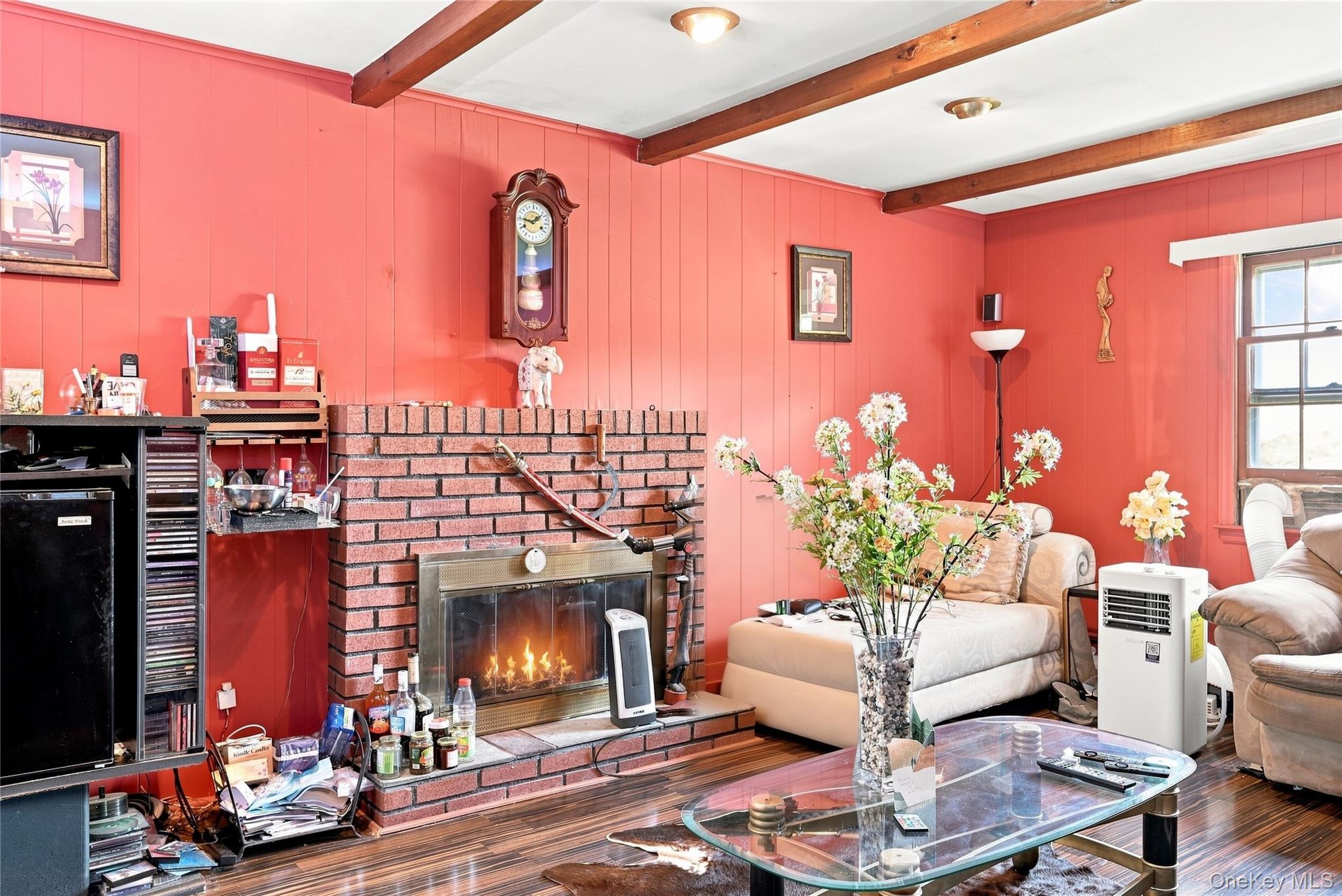 124 Woodside Avenue — photo 4
