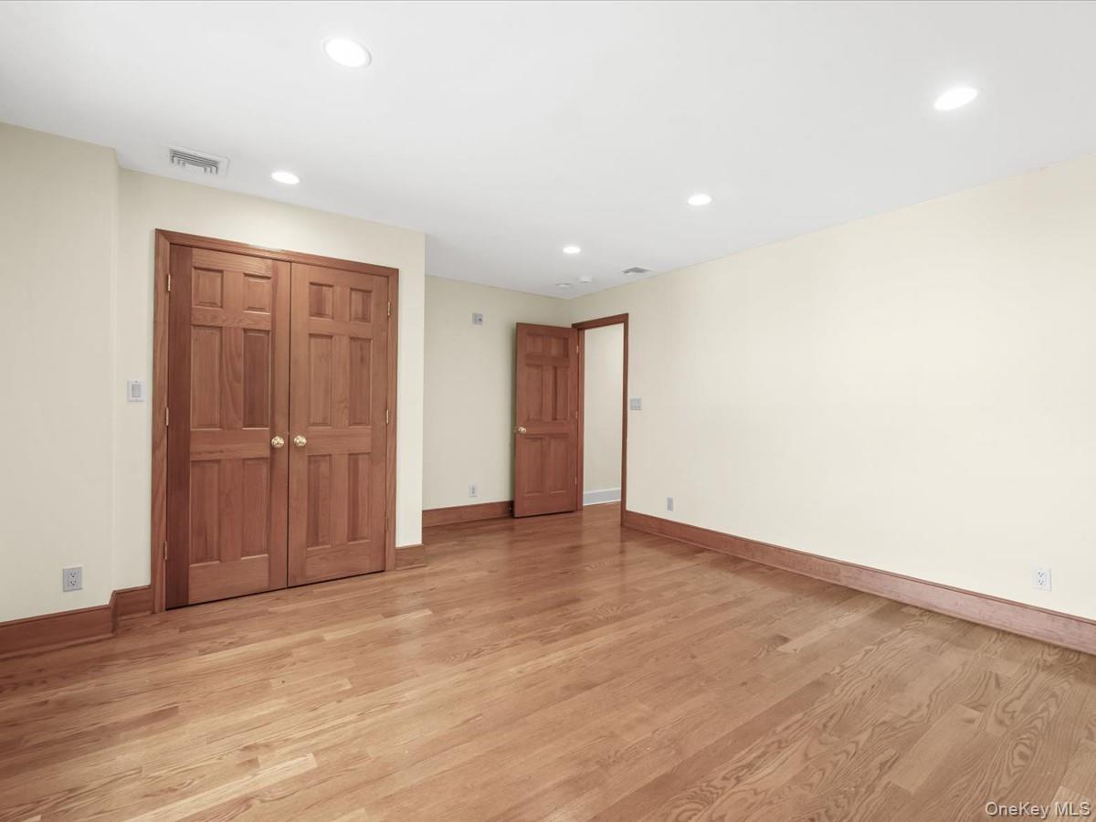 2 Amherst Road — photo 31