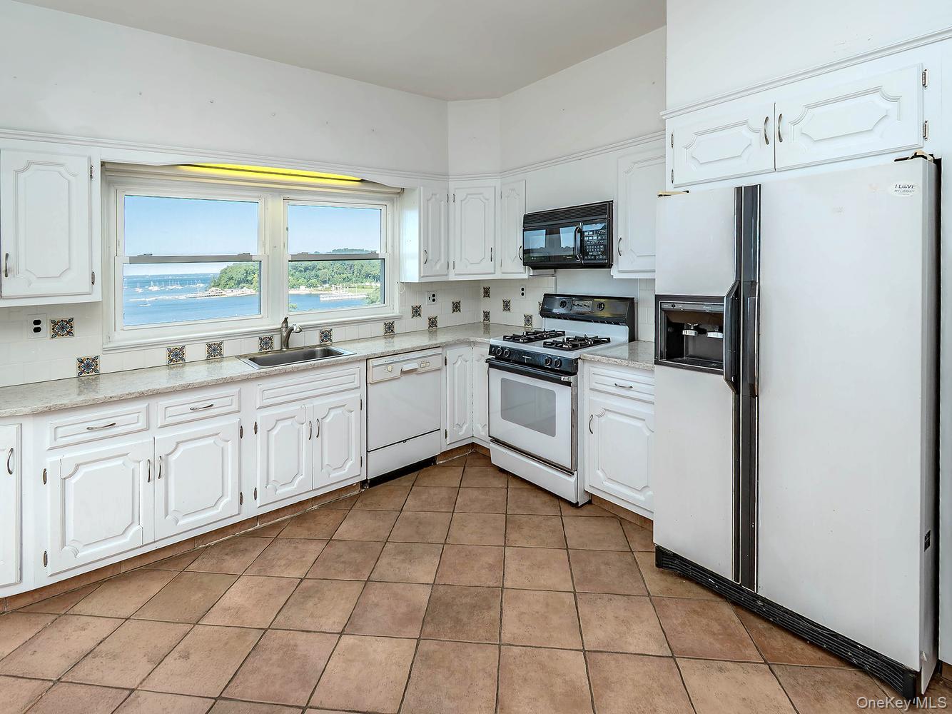 40 Prospect Avenue — photo 13