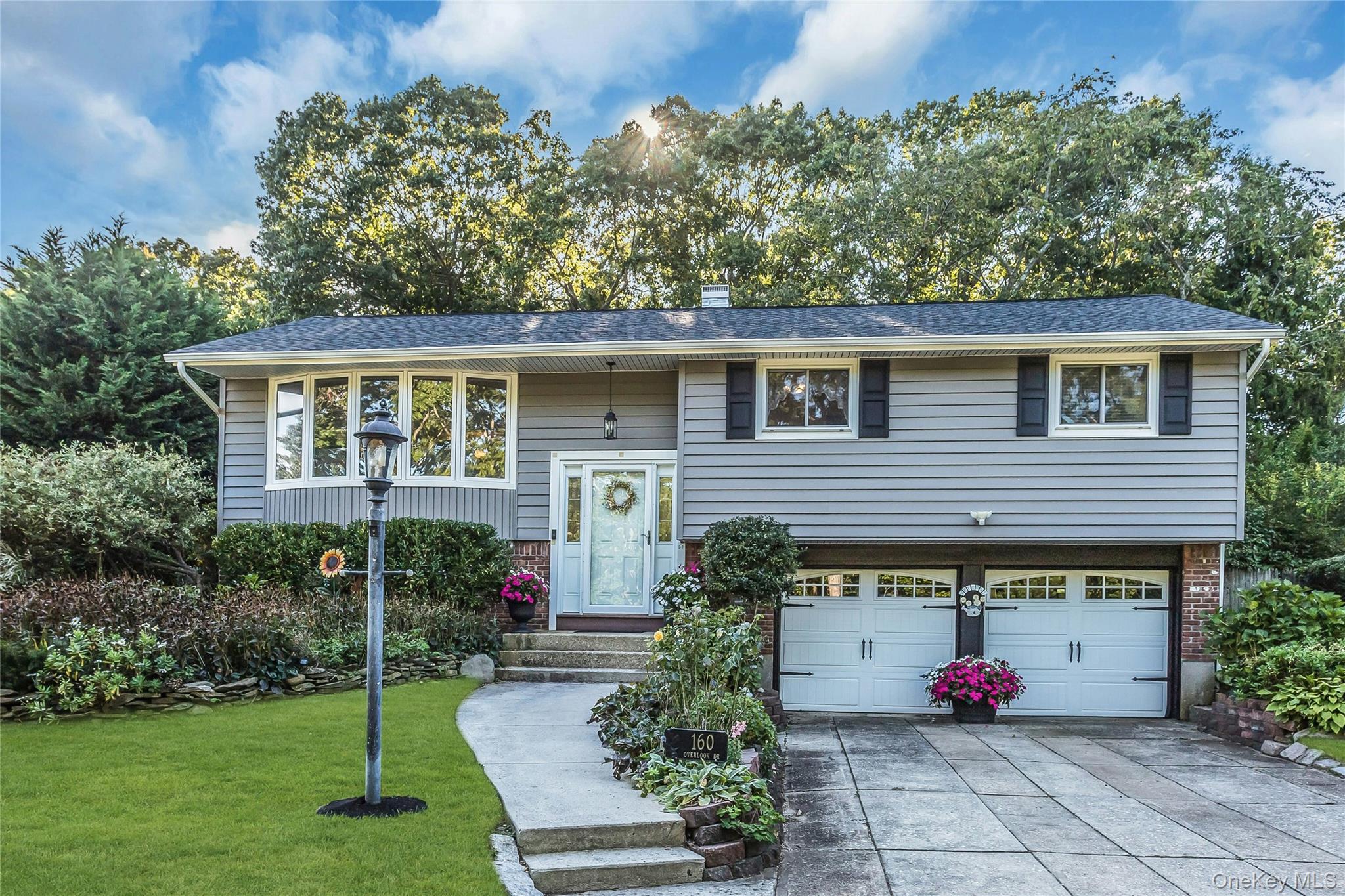 160 Overlook Drive — photo 2