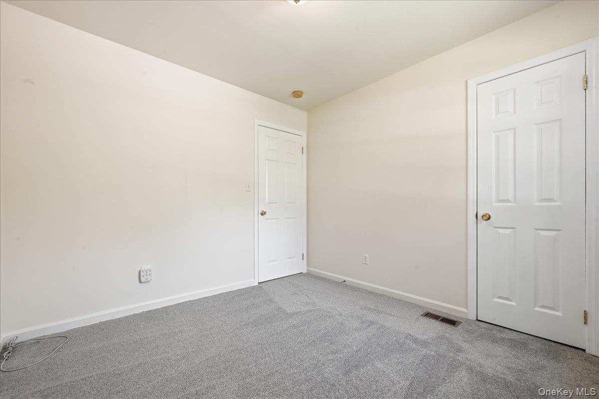701 Park Avenue — photo 25