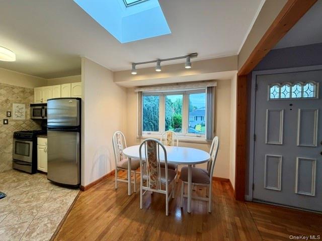 392 Coleridge Street — photo 13