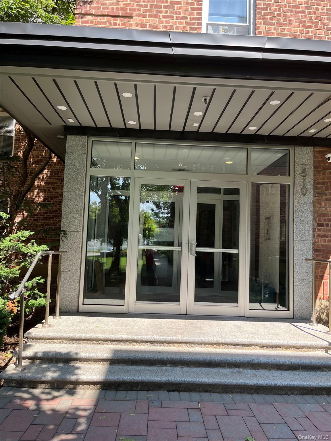 510 Dubois Ave #c3, North Valley Stream