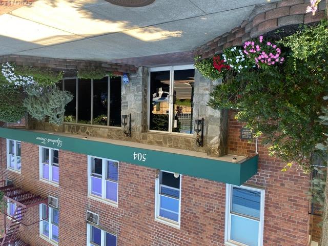 504 Merrick #4M — photo 2