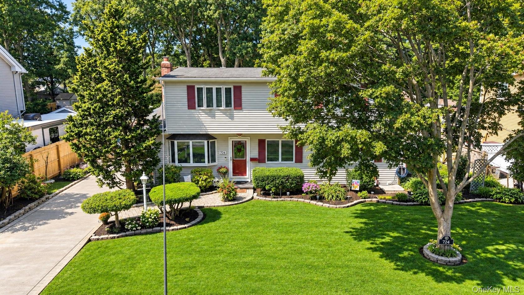 724 Sandra Avenue — photo 42