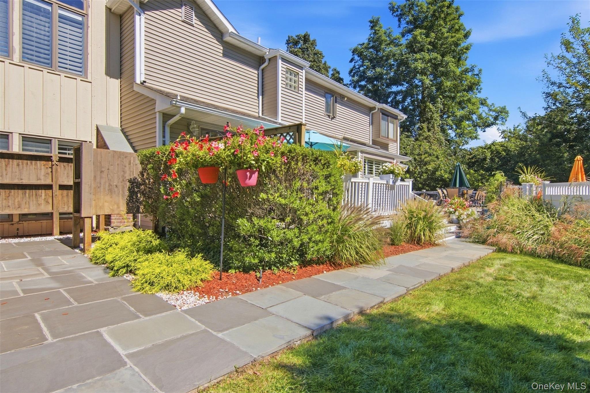 14 Seacliff Lane — photo 33
