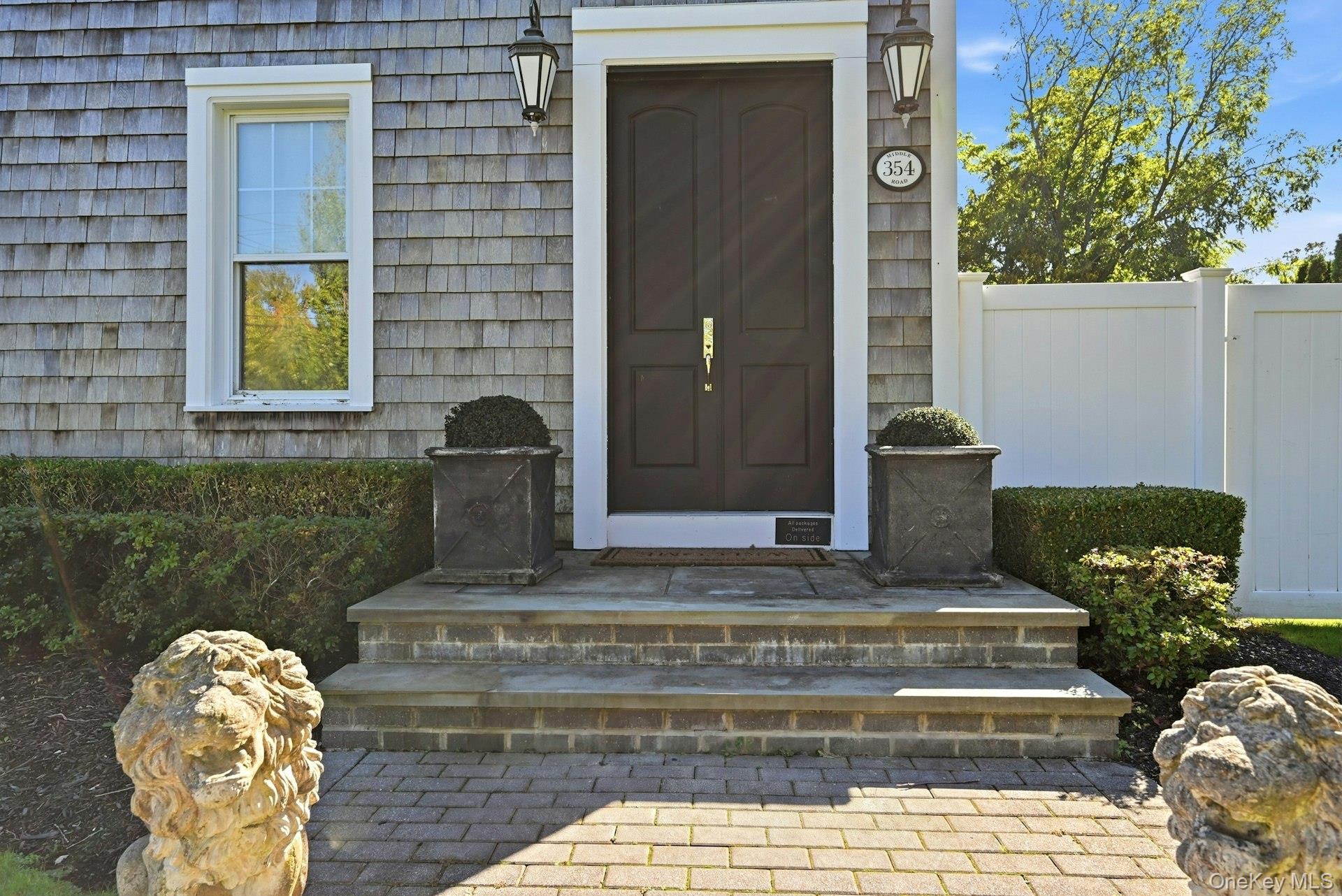 354 Middle Road — photo 37