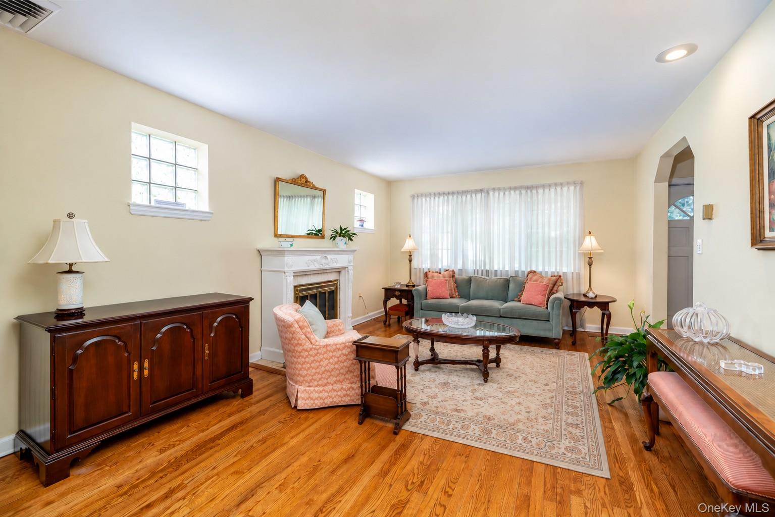 455 Morris Avenue — photo 3