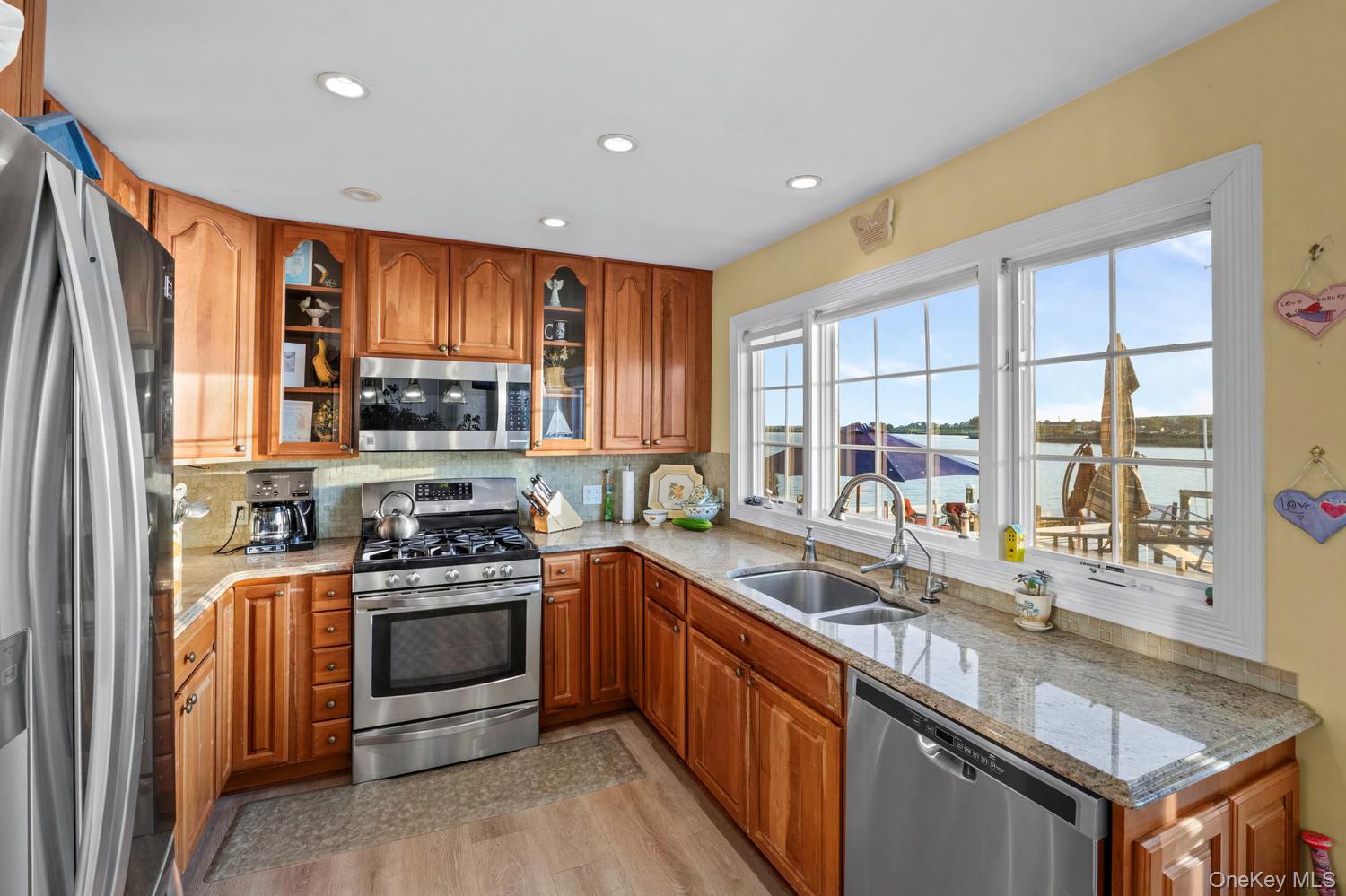 3224 Ann Street — photo 15