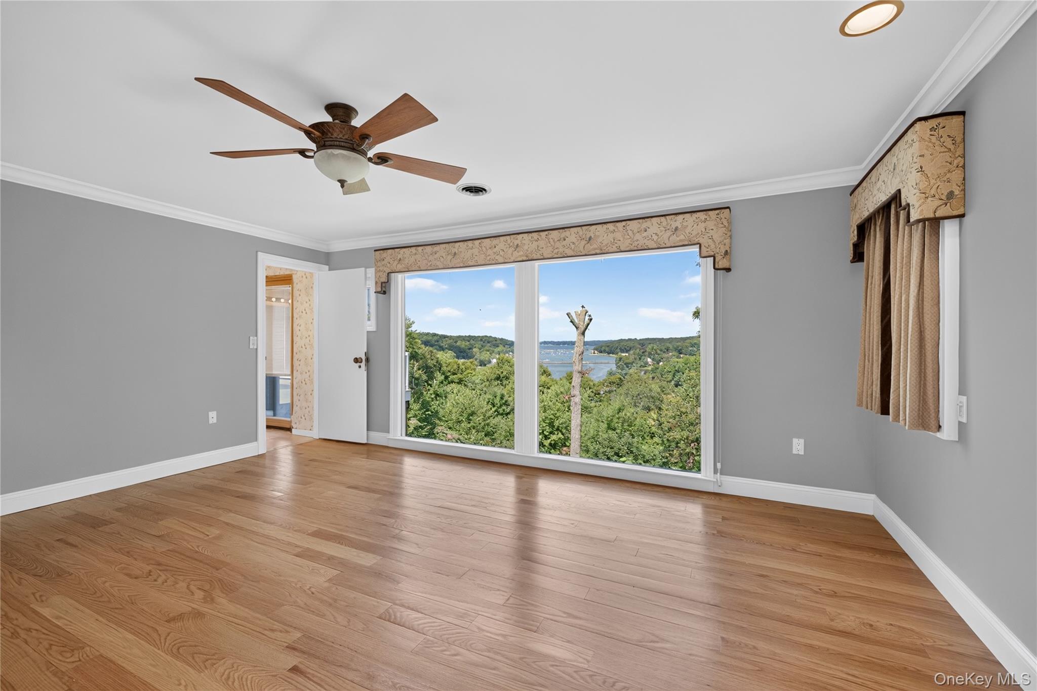 2 Centershore Road — photo 17