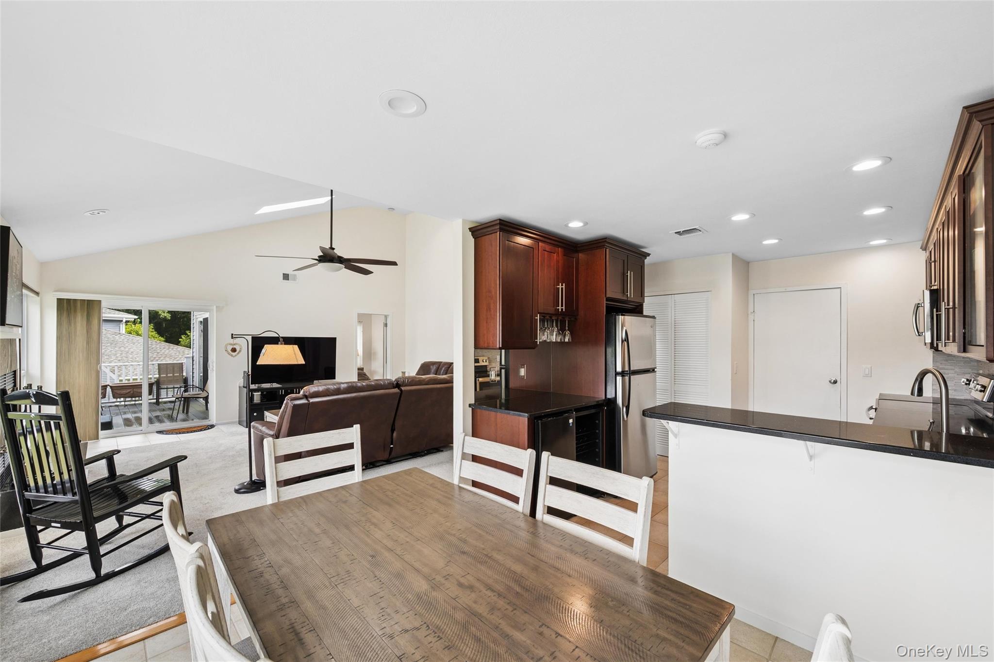 90 Hampton Vista Drive — photo 11