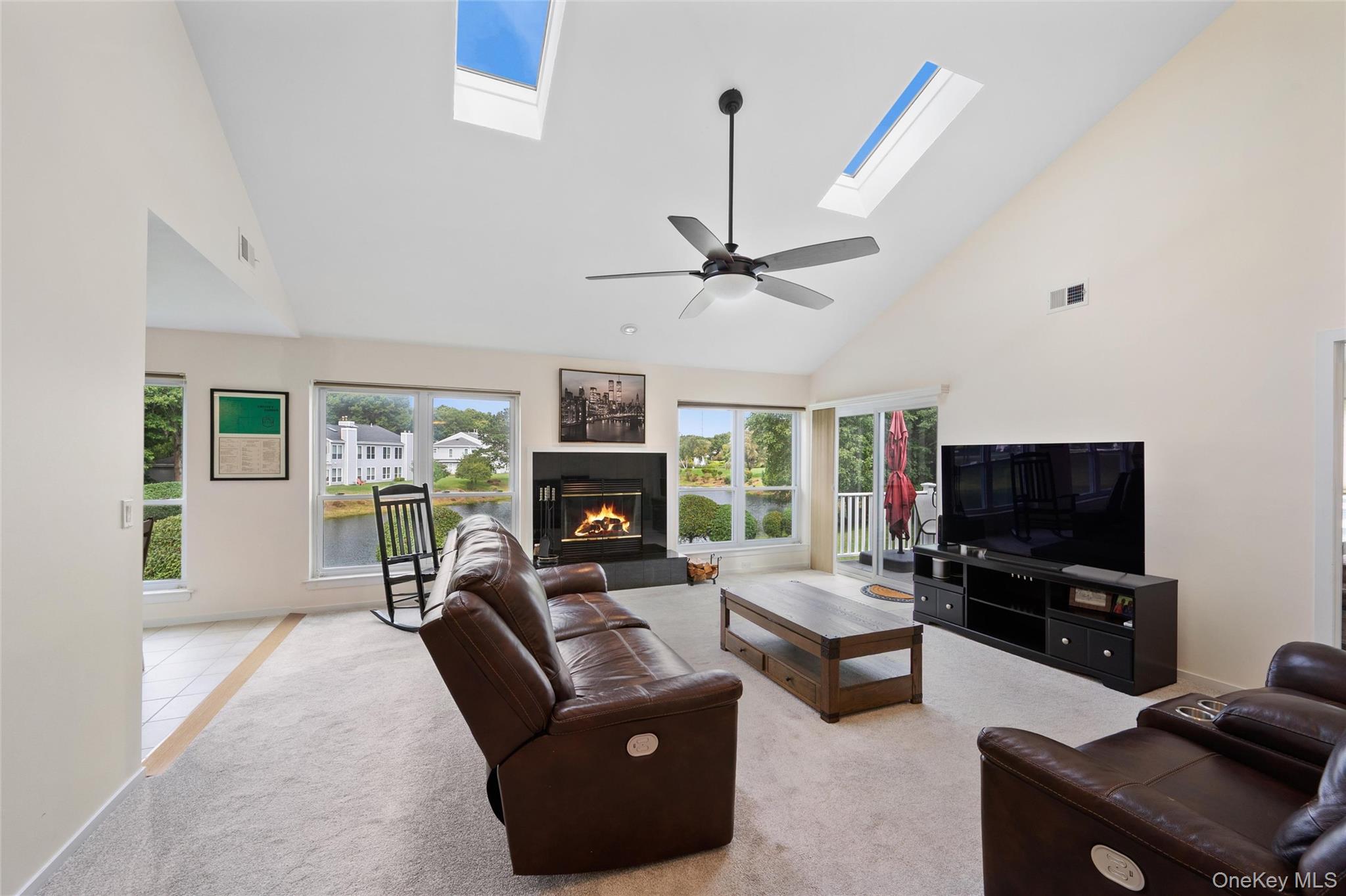 90 Hampton Vista Drive — photo 5